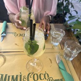 2 hugo spritz 2 hugo spritz