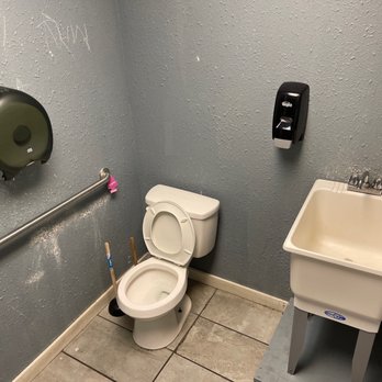Continental Coin Laundry - Restroom - Laundromat Near Me - Jacksonville, Alabama Continental Coin Laundry - Restroom - Laundromat Near Me - Jacksonville, Alabama