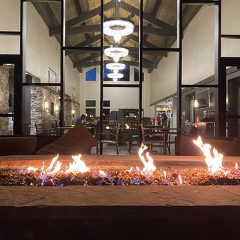 SpringHill Suites by Marriott Springdale Zion National Park - Back patio - Hotels Near Me - Springdale, Utah