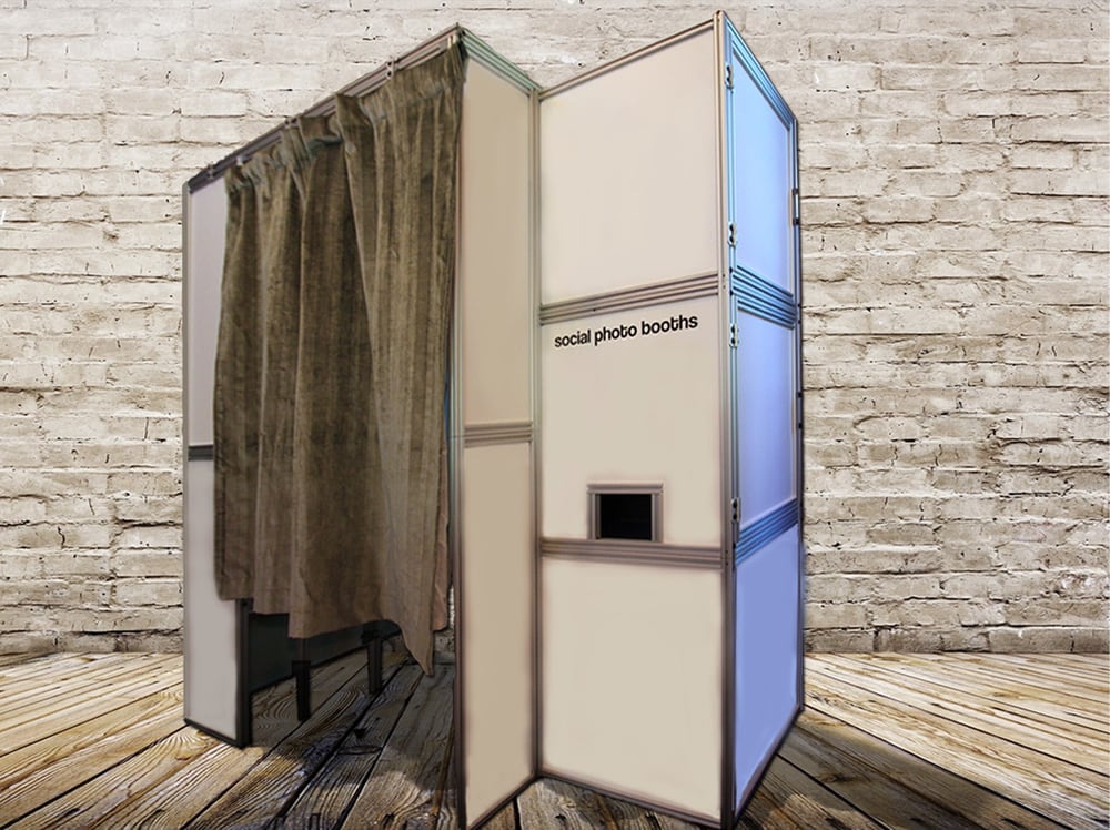 SOCIAL PHOTO BOOTHS - Updated September 2024 - 7935 79 Avenue NW ...
