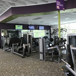 Anytime Fitness - Free Weights