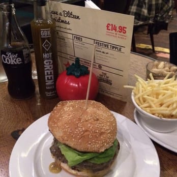 Gourmet Burger Kitchen - Cheeseburger and skinny fries - Burgers Near Me - London, XGL Gourmet Burger Kitchen - Cheeseburger and skinny fries - Burgers Near Me - London, XGL