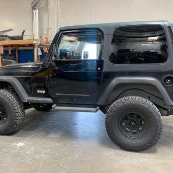 Auto World Collision Center - Jeep Before - Body Shops Near Me - Valencia, California