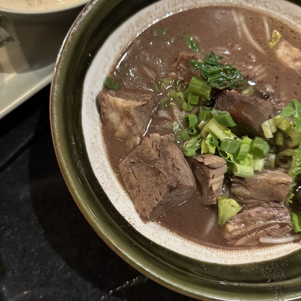 Valla Table - Classic boat noodle - Thai Near Me - New York, New York Valla Table - Classic boat noodle - Thai Near Me - New York, New York