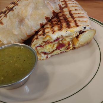 Breakaway Cafe - Breakfast Burrito with excellent char marks. - Cafes Near Me - Culver City, California Breakaway Cafe - Breakfast Burrito with excellent char marks. - Cafes Near Me - Culver City, California
