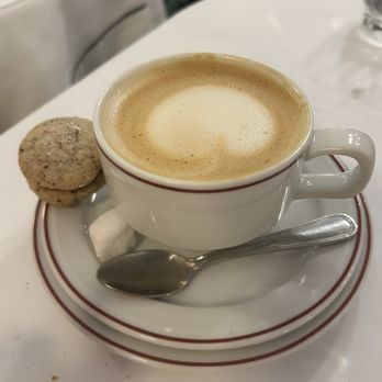 Raf's - Cappuccino - Bakeries Near Me - New York, New York
