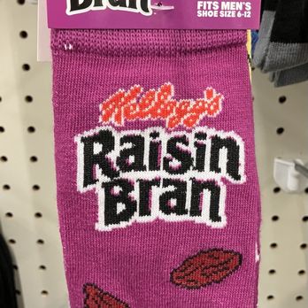 Dollar Tree - Discount Store Near Me - Pewaukee, Wisconsin
