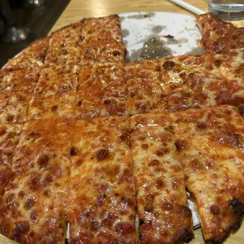 Emelio's - Plain Cheese Pizza - Pizza Near Me - Columbus, Ohio