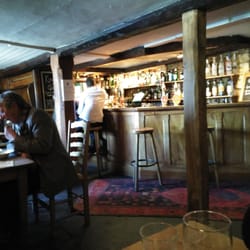 The Kings Head Inn - Parte más típica del pub.