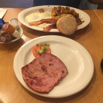 The Delectable Egg-Denver - Side of ham, 3 eggs, bacon, home fries, and English muffin - Breakfast & Brunch Near Me - Denver, Colorado The Delectable Egg-Denver - Side of ham, 3 eggs, bacon, home fries, and English muffin - Breakfast & Brunch Near Me - Denver, Colorado