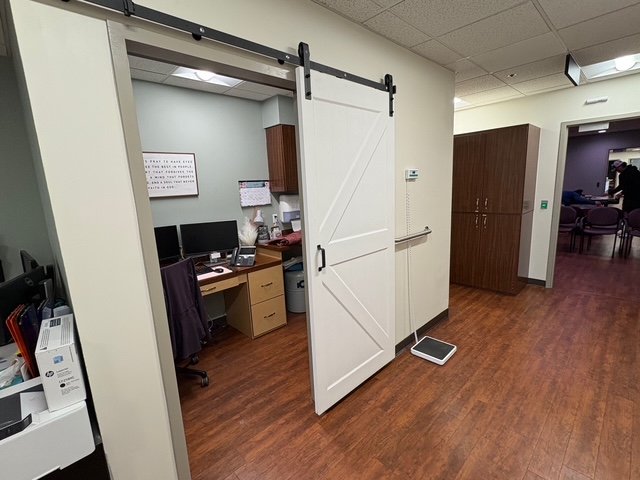 Slide of Crosses Creek Handymen