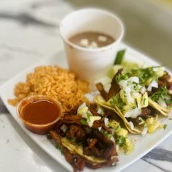 SaMo’s Oaxaca - Tacos Plate