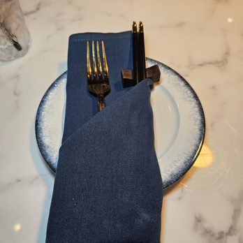 Lulu Modern Chinese - Chinese Near Me - Plano, Texas