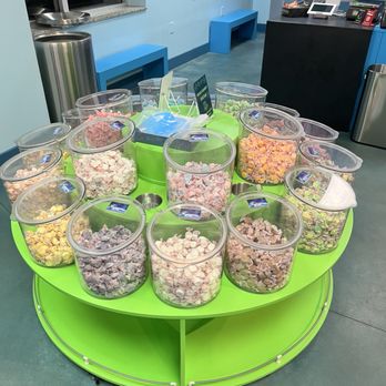 Planet Ice Cream & Candy - Candy options!!! - Ice Cream & Frozen Yogurt Near Me - Treasure Island, Florida
