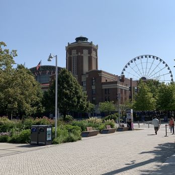 Navy Pier - Landmarks & Historical Buildings Near Me - Chicago, Illinois Navy Pier - Landmarks & Historical Buildings Near Me - Chicago, Illinois