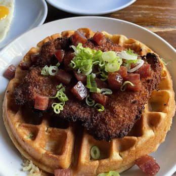 The Expat - Chicken & Waffles - Gastropubs Near Me - New York, New York