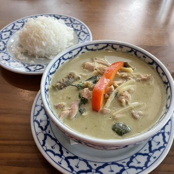 Soi 38 - Chicken thigh green curry - Thai Near Me - Washington, DC, District of Columbia Soi 38 - Chicken thigh green curry - Thai Near Me - Washington, DC, District of Columbia