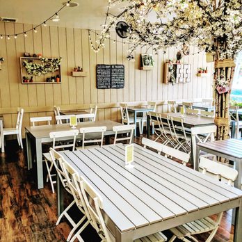 Cafe Bench - Cafes Near Me - Flushing, New York