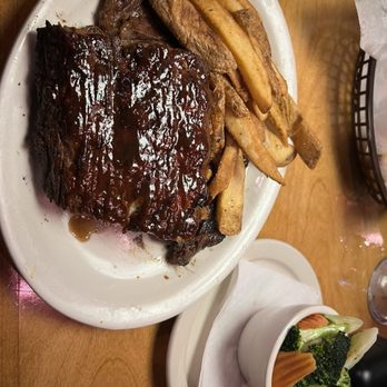 Texas Roadhouse - American Near Me - Mt. Prospect, Illinois