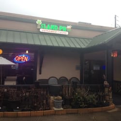 Island Pho & Bubble Tea - Island Pho located between Fuse and the Growler