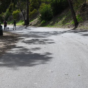 Griffith Park - my way back down to the parking lot from heli pad - Parks Near Me - Los Angeles, California Griffith Park - my way back down to the parking lot from heli pad - Parks Near Me - Los Angeles, California