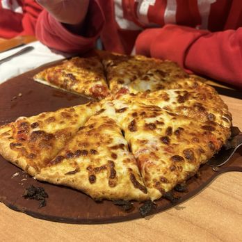 Legends Pub & Grill Southtown - Cheese pizza - Pubs Near Me - Sandy, Utah