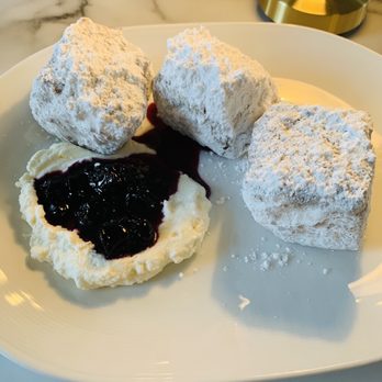 Cedar + Elm - Crispy Croissant Beignet Cubes - New American Near Me - Kenmore, Washington Cedar + Elm - Crispy Croissant Beignet Cubes - New American Near Me - Kenmore, Washington