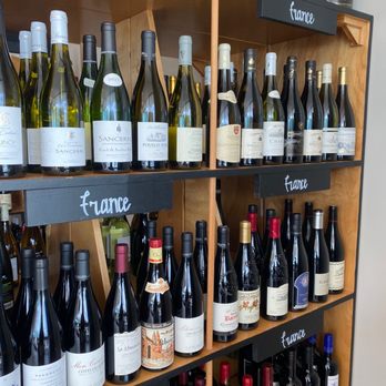 The Wine Sampler - Wine not found in big stores - Beer, Wine & Spirits Near Me - Wilmington, North Carolina