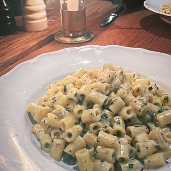 Un Poco - Italian Near Me - Stockholm, Alberta