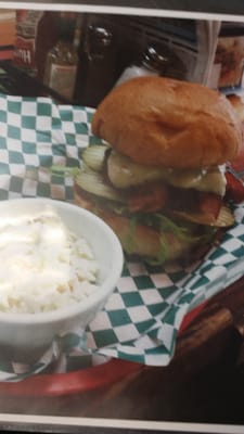 Big Belly Burgers and Brew by null