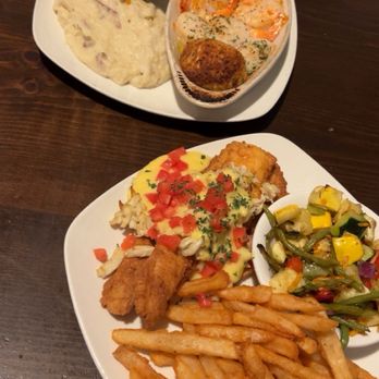 Miller's Waterfront Restaurant - Dinner - Seafood Near Me - Nags Head, North Carolina