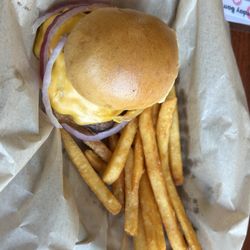 D'Creamery - Kids slider and fries