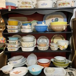 Salvage Goods - Pyrex