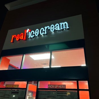 Bruster's Real Ice Cream - Desserts Near Me - Leesburg, Virginia