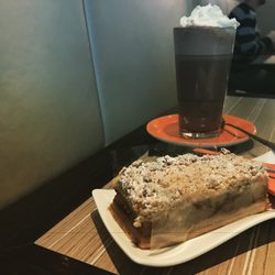 Hot chocolate and apple cake
