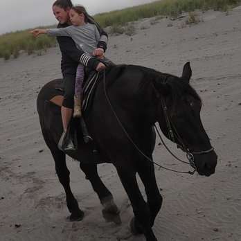 Long Beach Horse Rides - Another happy customer - Horseback Riding Near Me - Long Beach, Washington Long Beach Horse Rides - Another happy customer - Horseback Riding Near Me - Long Beach, Washington