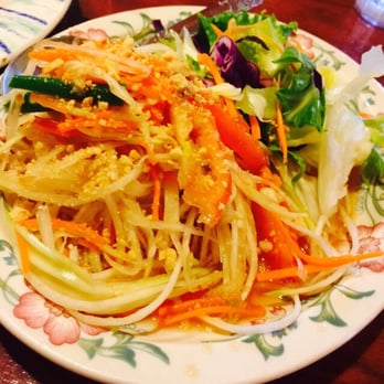 Little Thai Restaurant - Papaya Salad - Thai Near Me - Seattle, Washington