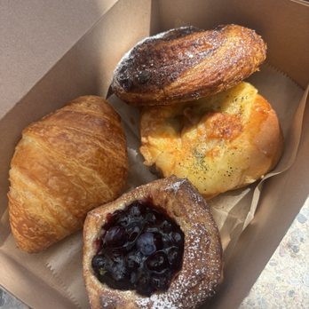 Le Hérisson - Cafes Near Me - Simi Valley, California Le Hérisson - Cafes Near Me - Simi Valley, California