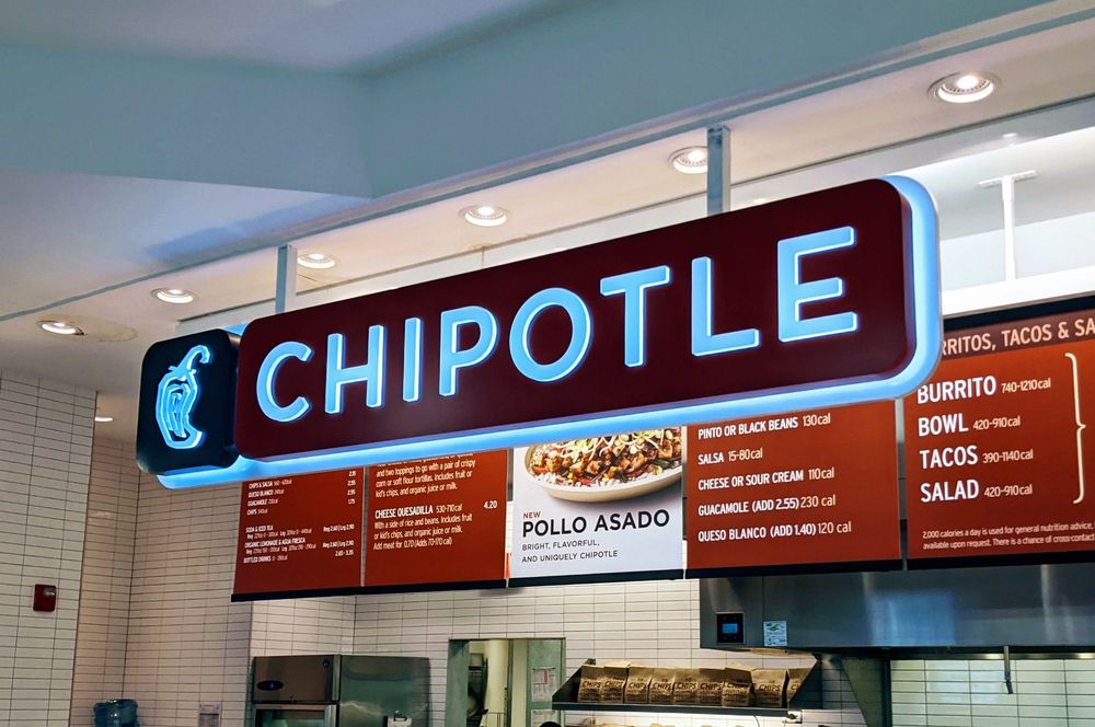 CHIPOTLE MEXICAN GRILL Updated June 2024 18 Reviews 7600 Kingston