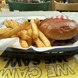 Burger Revolution - The Revolution with fries