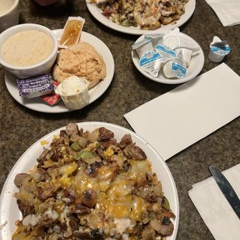 Cedar Glen Inn - Country Combo Split - American Near Me - Cedar Glen, California Cedar Glen Inn - Country Combo Split - American Near Me - Cedar Glen, California