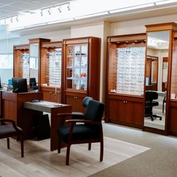 Laconia Eye & Laser Center