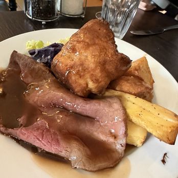 Brompton Cross - Sunday sirloin roast - Local Services Near Me - London, XGL