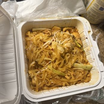Pink Elephant - Pad Thai - Japanese Near Me - Canoga Park, California Pink Elephant - Pad Thai - Japanese Near Me - Canoga Park, California