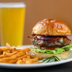 St Croix National Golf and Event Center - Angus Burger