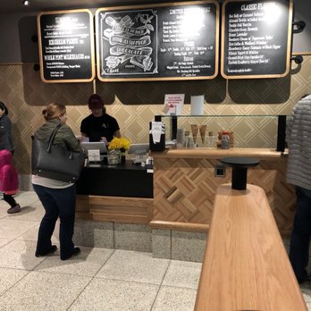 Salt & Straw - Lots of open space...probably could use a few tables here. - Ice Cream & Frozen Yogurt Near Me - Seattle, Washington