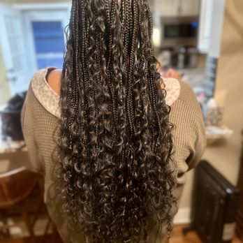 Salon2Go - Knotless Boho Braids - Hair Stylists Near Me Salon2Go - Knotless Boho Braids - Hair Stylists Near Me