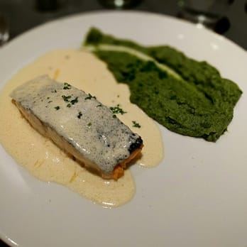 Le George - Saumon et purée de légumes verts - Steakhouses Near Me - Serris, 77