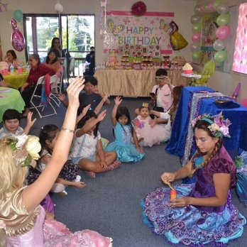 Happily Ever Laughter - Party Characters Near Me Happily Ever Laughter - Party Characters Near Me