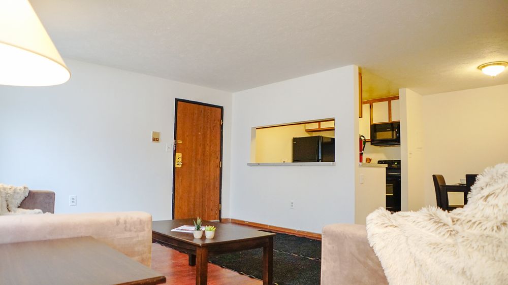 HOLLY PARK APARTMENTS 45 Photos & 11 Reviews 1652 Mulberry Ct, Kent